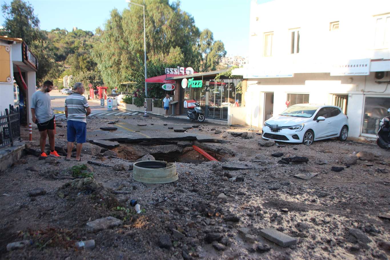          Bodrum'da kabus sürüyor, bir patlama daha yaşandı haberi