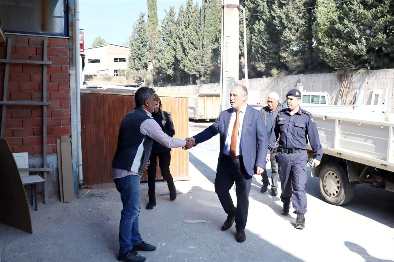 Kaymakam İlhan'dan Yatağan Sanayi Sitesi esnafına ziyaret haberi