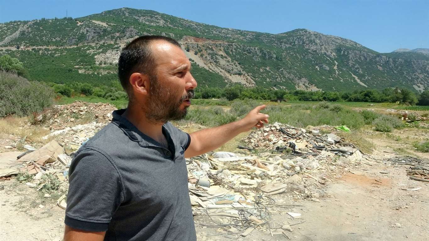 Karabağlar Yaylası'nda moloz ve atıklar doğayı tehdit ediyor haberi
