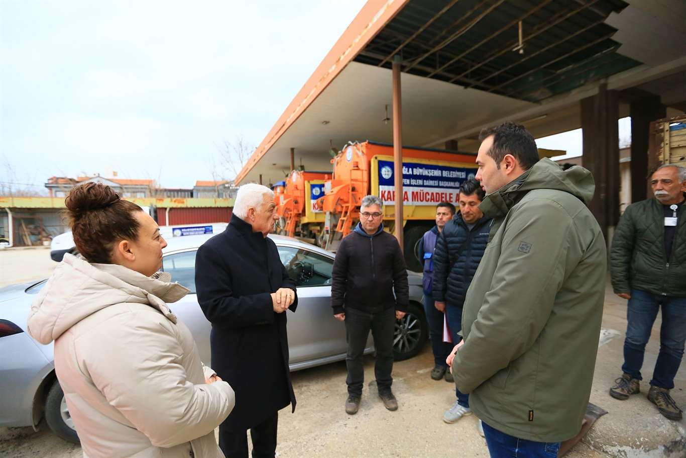       Başkan Gürün, karla mücadele ekiplerinden bilgi aldı haberi