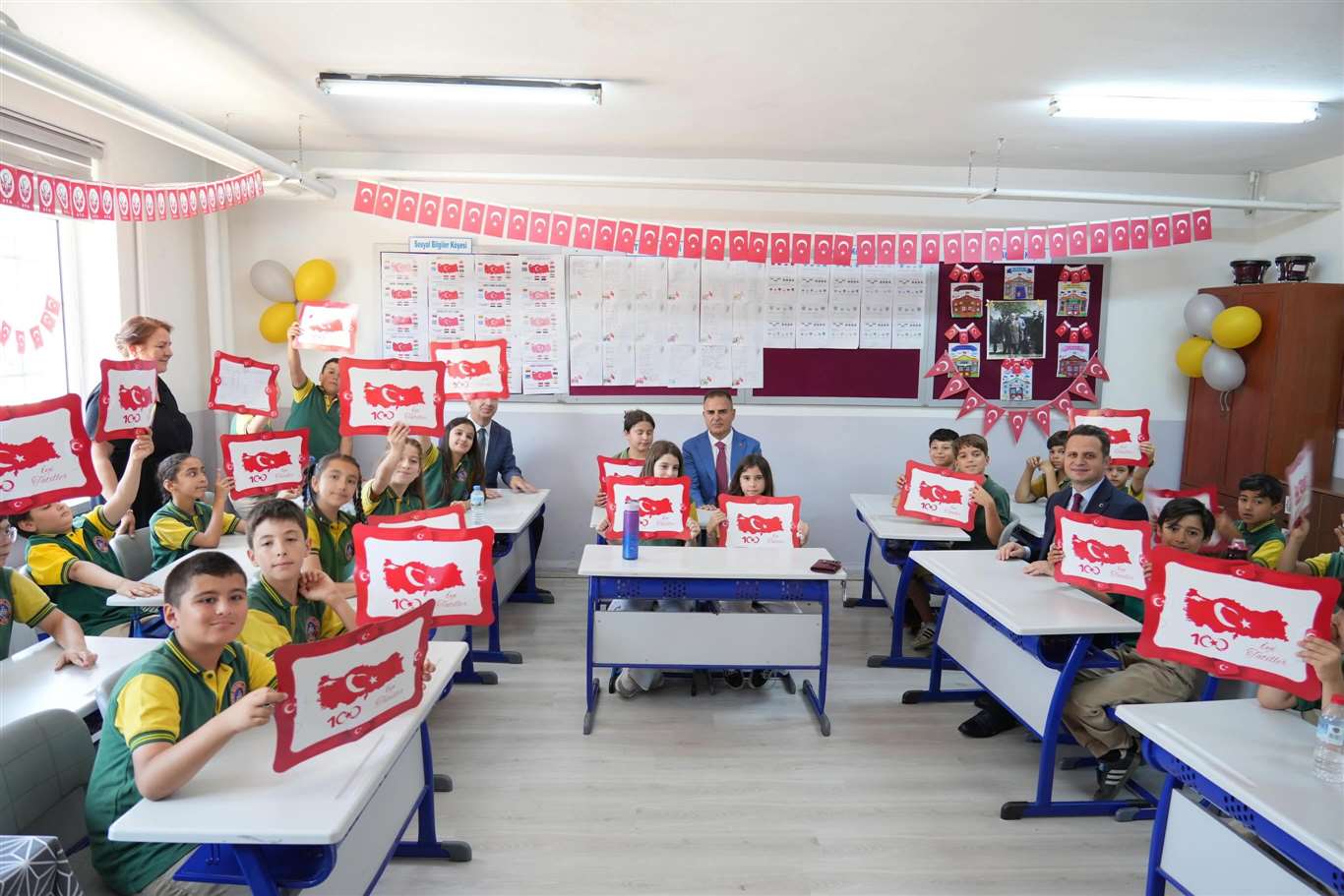 Muğla'da 162 bin 482 öğrenci  karne alarak yaz tatiline girdi haberi