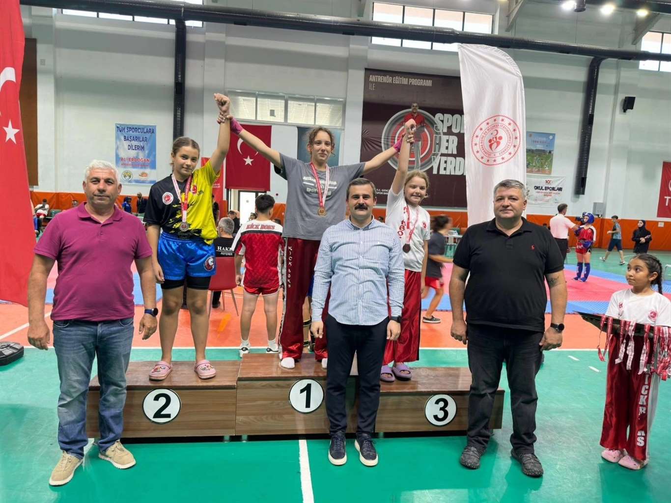 Kick Boks Şampiyonası madalya töreniyle sona erdi haberi
