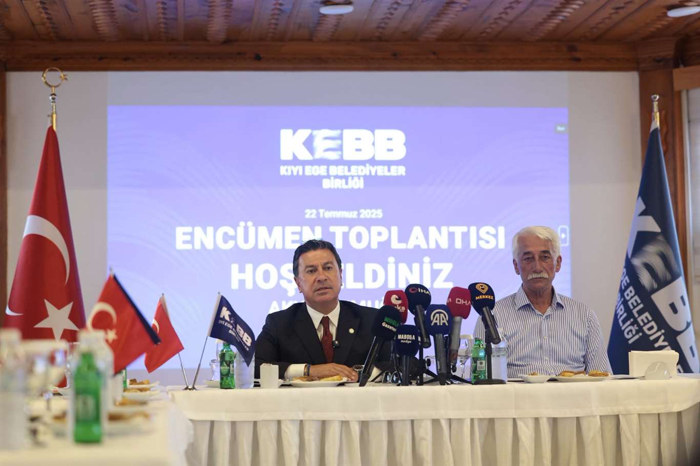 Kıyı Ege Belediyeler Birliği Akyaka'da toplandı: 