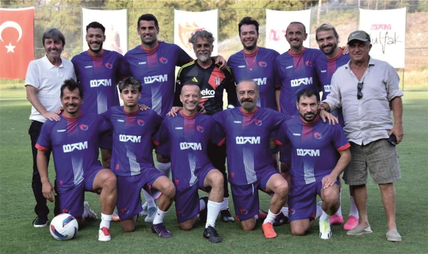   Yılmaz Erdoğan'dan Köyceğiz'e futbol sahası haberi