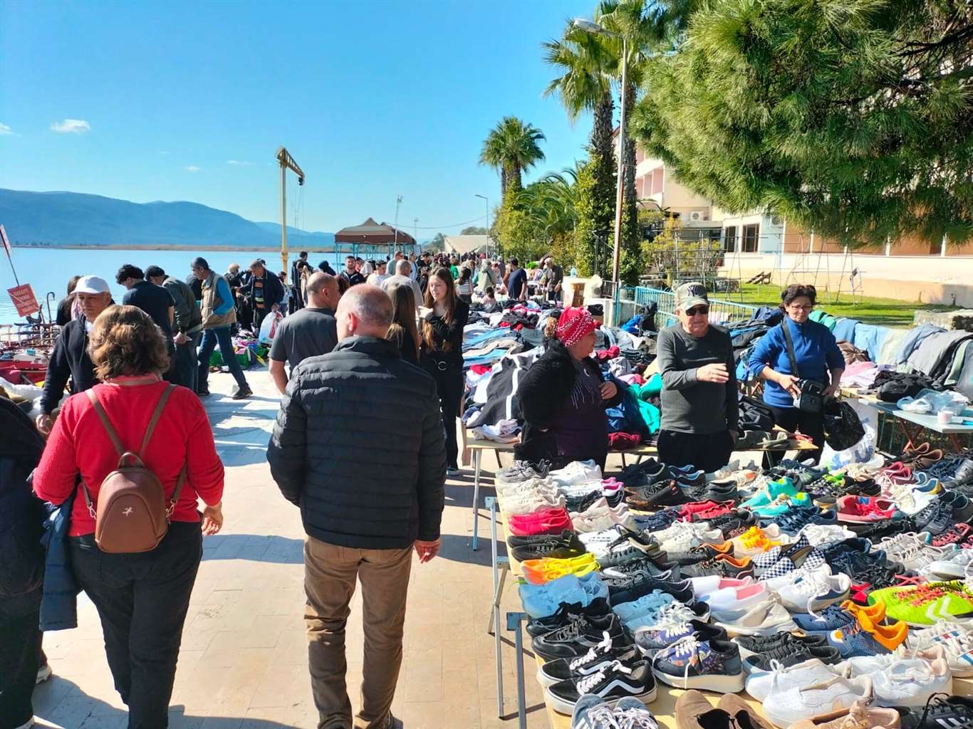          Köyceğiz'de ikinci el pazarı kuruldu haberi