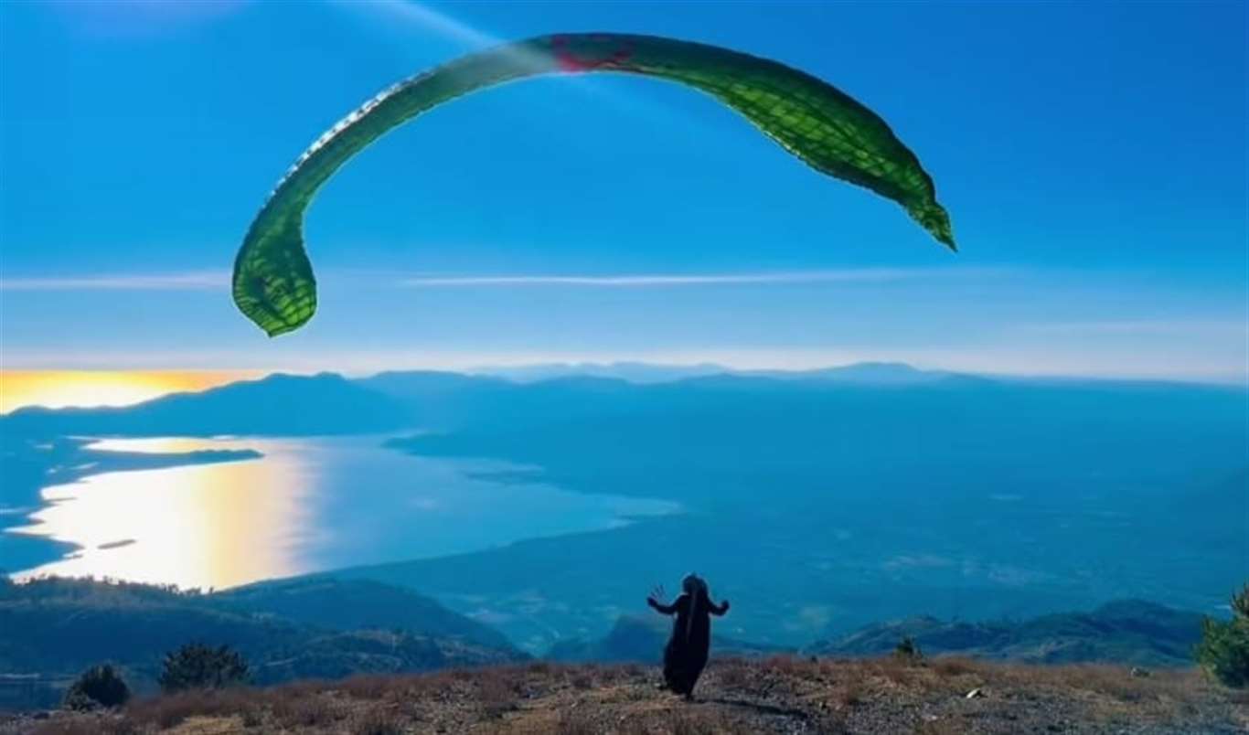 Köyceğiz'de yamaç paraşütü heyecanı: Yeni uçuş noktası Gölgören Dağı haberi