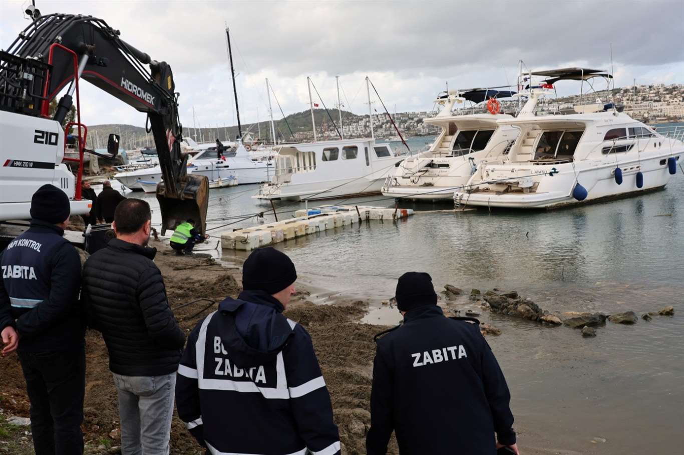  Bodrum'da Gümbet Koyu halka kazandırılıyor haberi