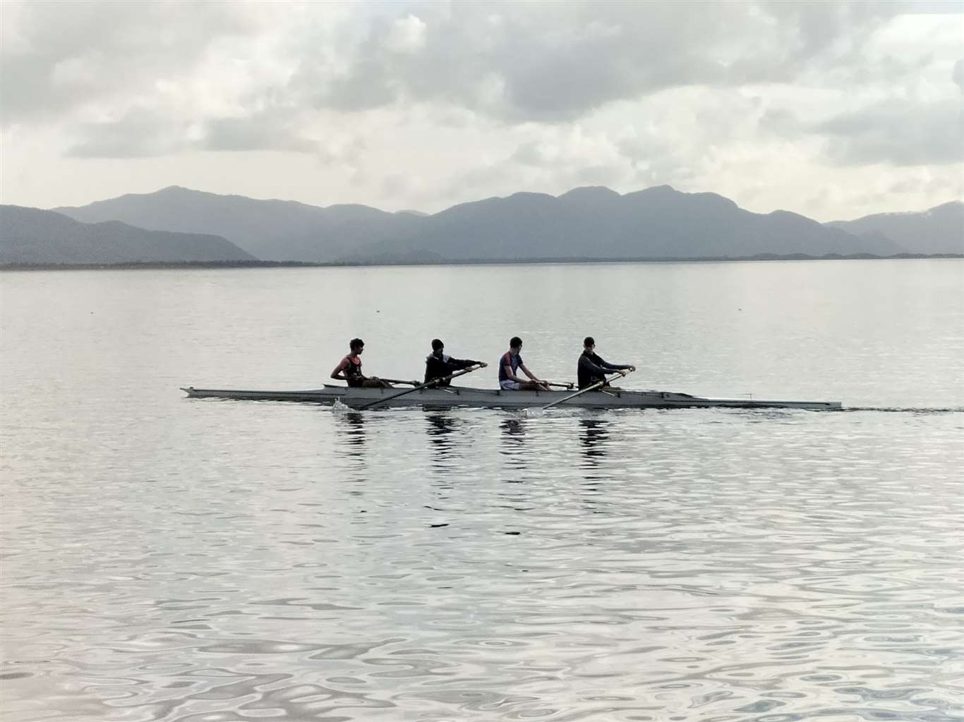 Köyceğiz'de yarıyıl tatili kürek okulu eğitimleri sürüyor haberi