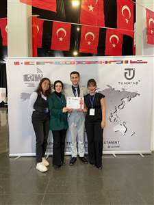 MSKÜ öğrencileri, 