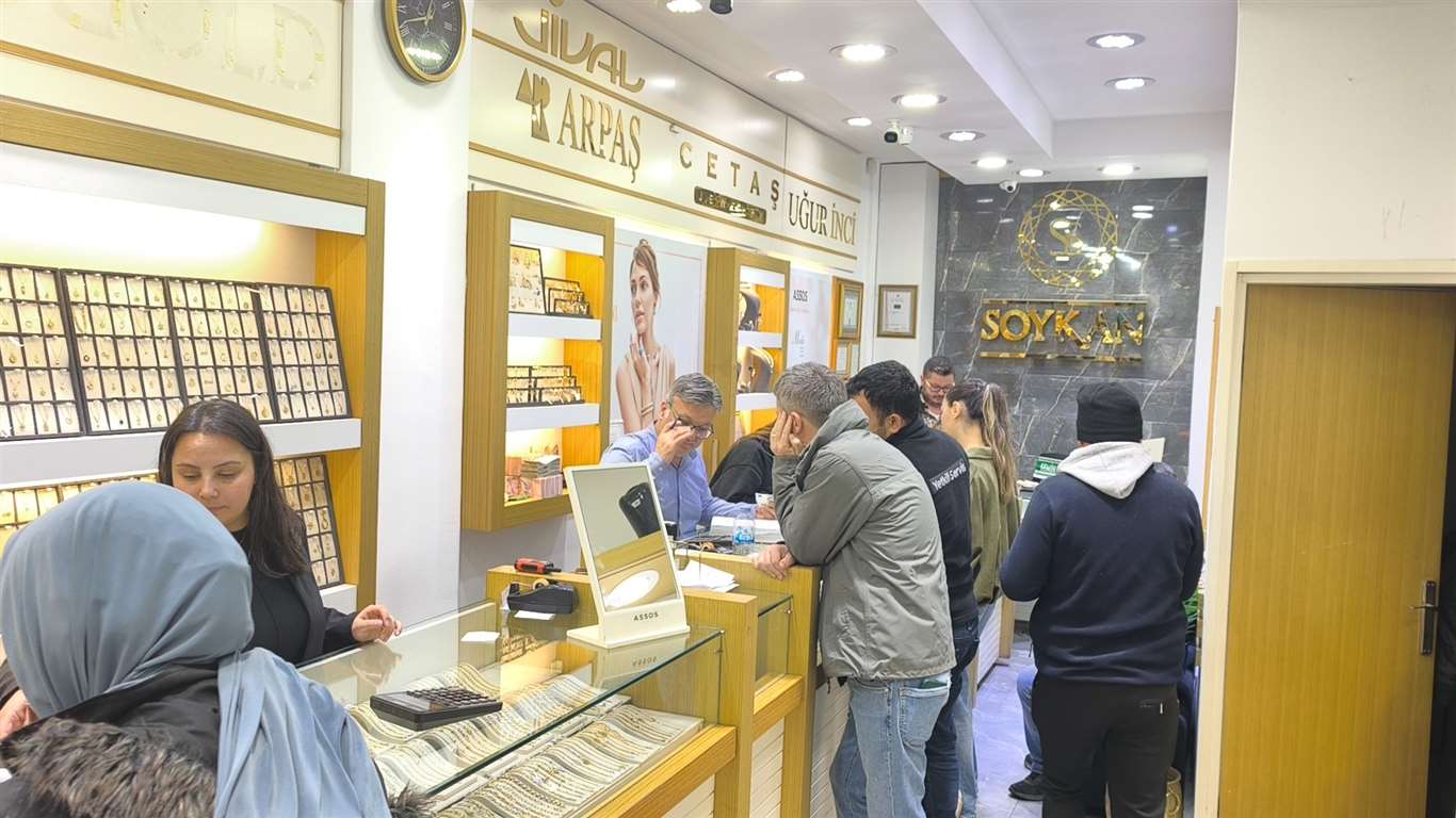 Muğla'da kuyumcularda çeyrek altın tükendi haberi