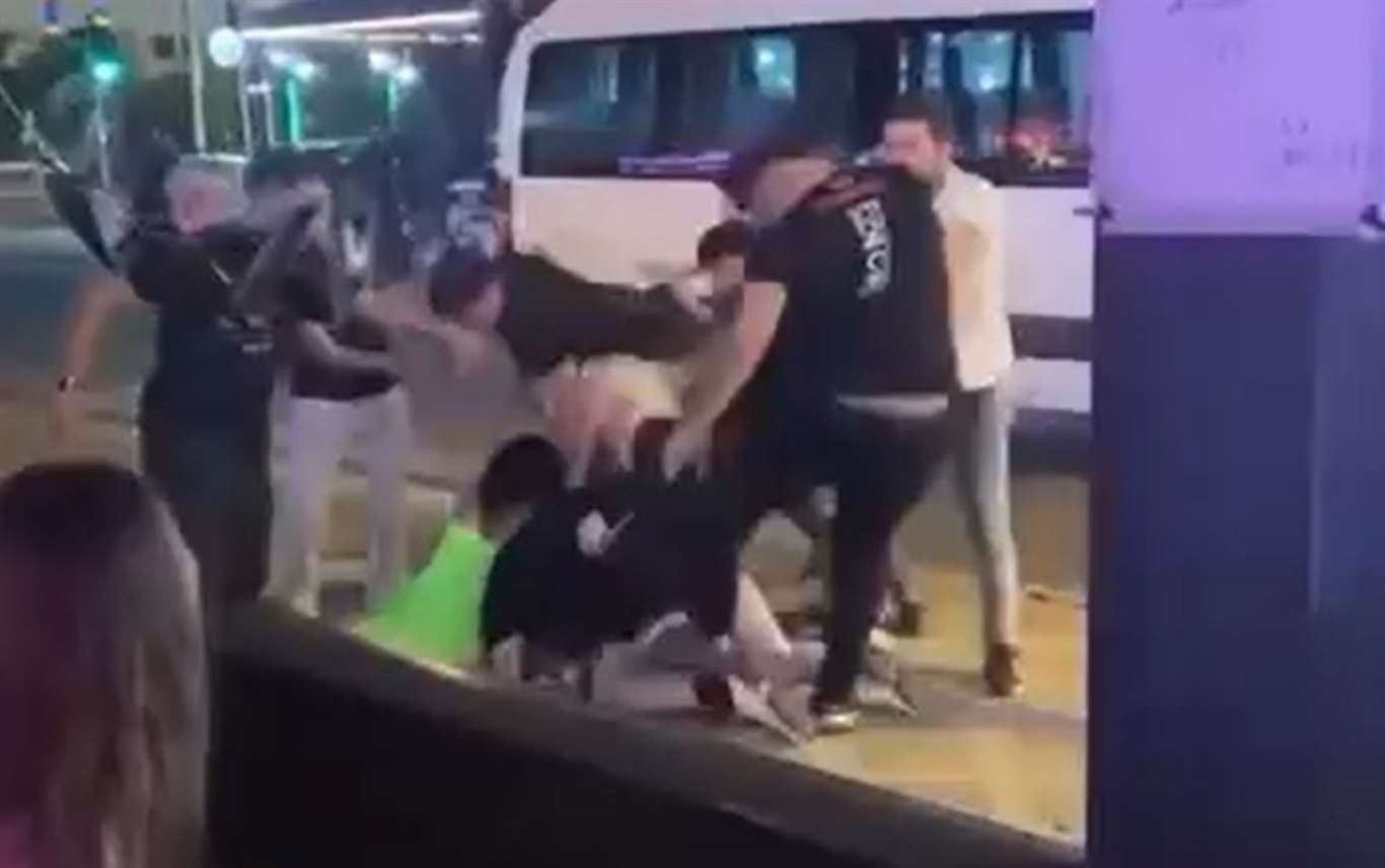 40 gün önce yaşanan kavga sosyal medyaya düştü, çalışanlar gözaltına alındı haberi