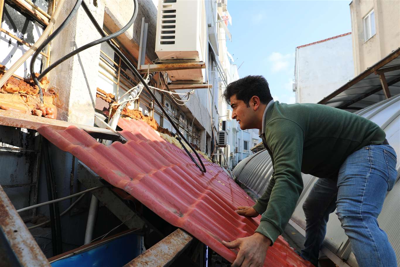             Marmaris Belediyesi Destek Hizmetleri çalışmalarını sürdürüyor haberi