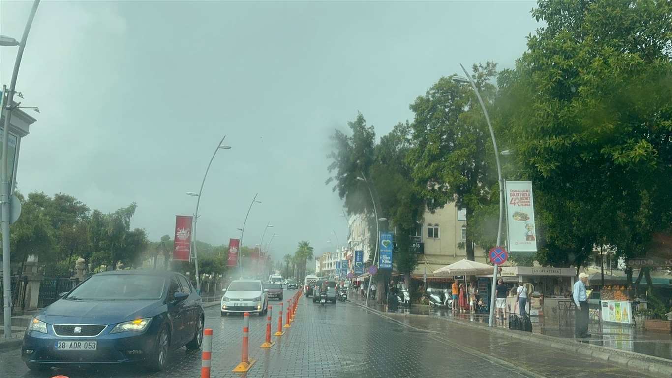    Marmaris'te sonbaharın ilk yağmuru düştü haberi