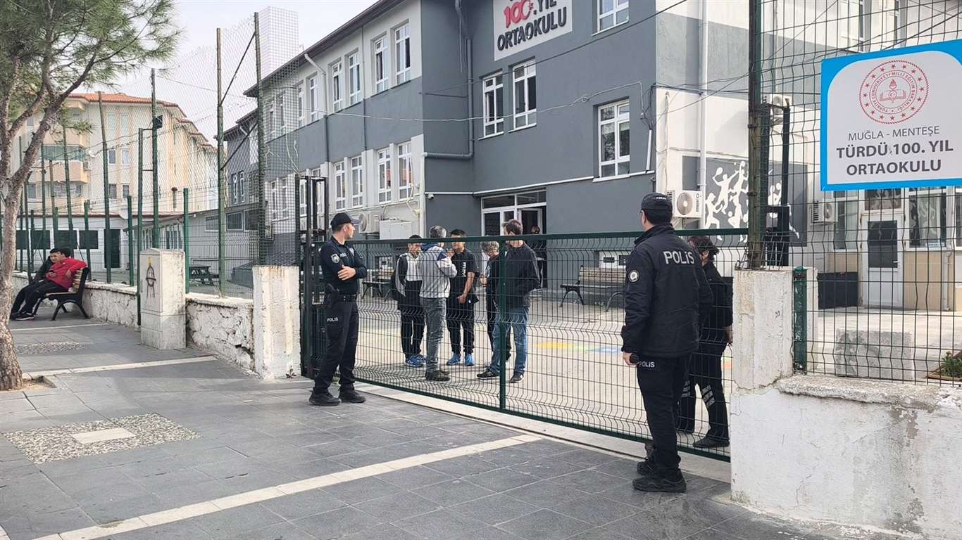 Menteşe'de okullarda güvenlik artırıldı haberi