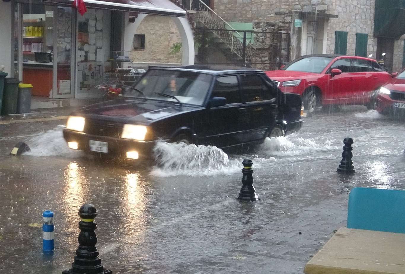 Muğla'da sağanak ve fırtına etkili oldu haberi