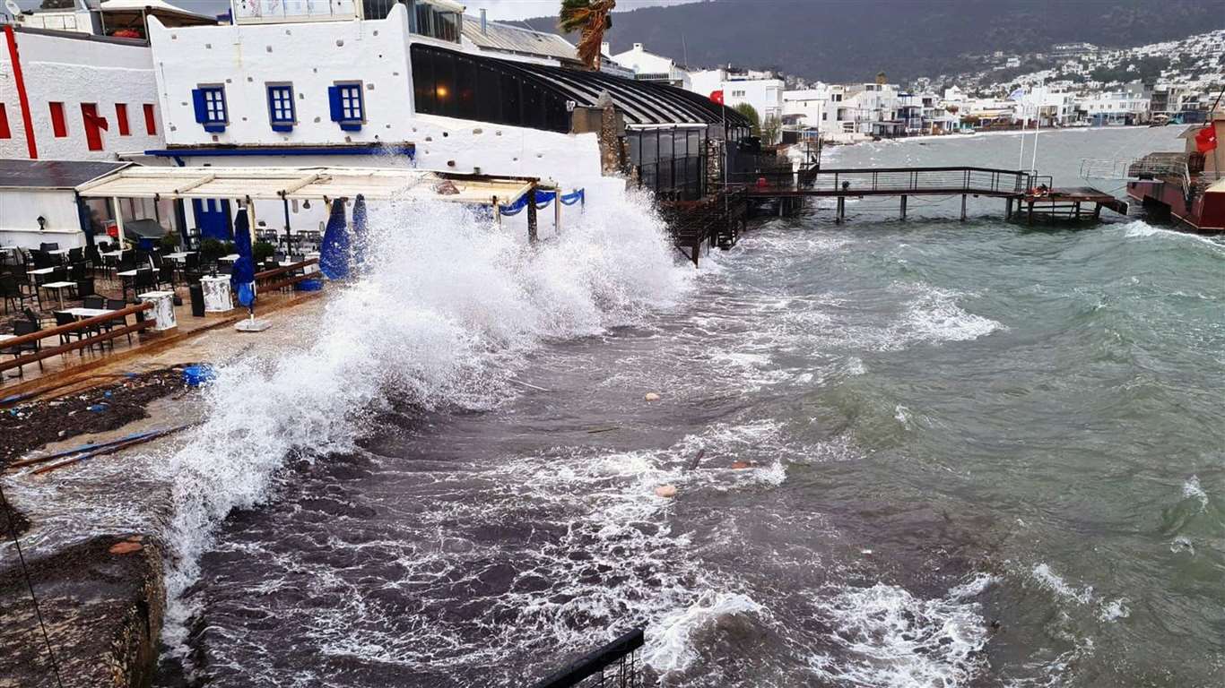 Meteorolojiden Bodrum-Marmaris arası denizde fırtına uyarısı haberi