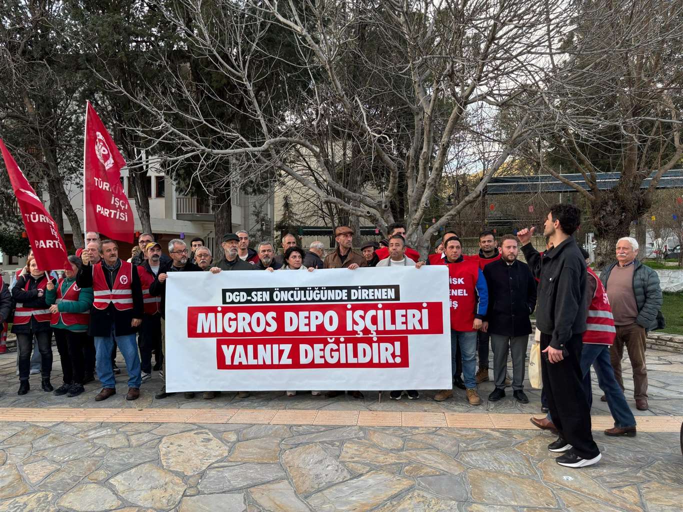    Migros depolarındaki direnişe Menteşe'Den destek haberi