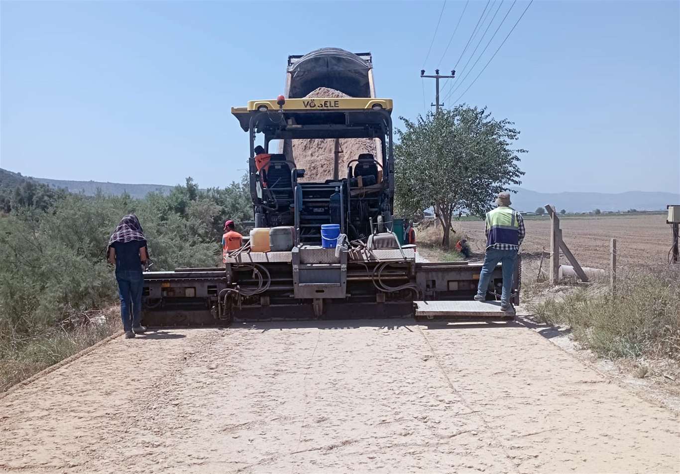 Büyükşehir'den Milas İçme ve Savran Mahallelerine yol yatırımı haberi