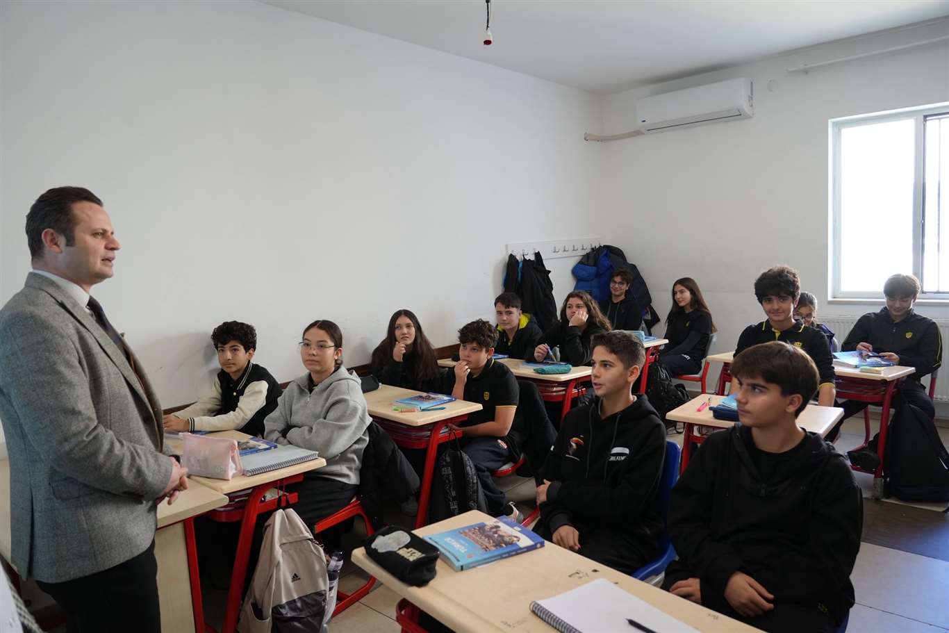  Milli Eğitim Müdürü Çay, Muğla Teknoloji Koleji'nde incelemelerde bulundu haberi