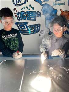 Minik bilim insanları fen atölyesinde buluştu haberi