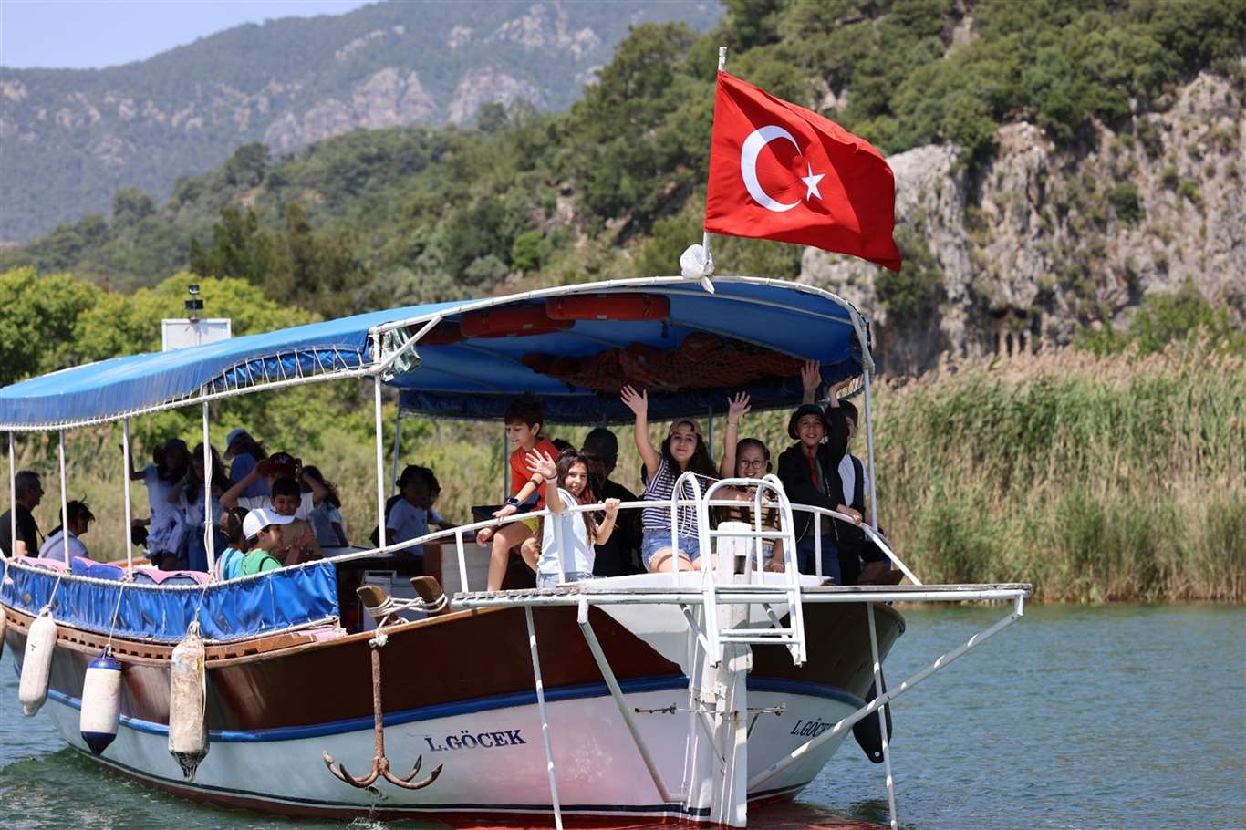 MTK öğrencileri Kaunos Antik Kenti ve DEKAMER'i ziyaret etti haberi