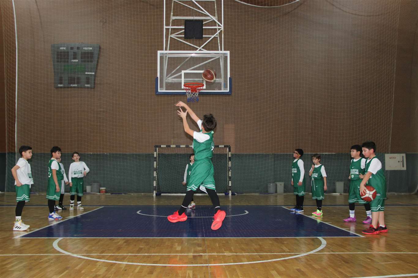 Muğlaspor basketbolda genç yetenekleri yetiştiriyor haberi