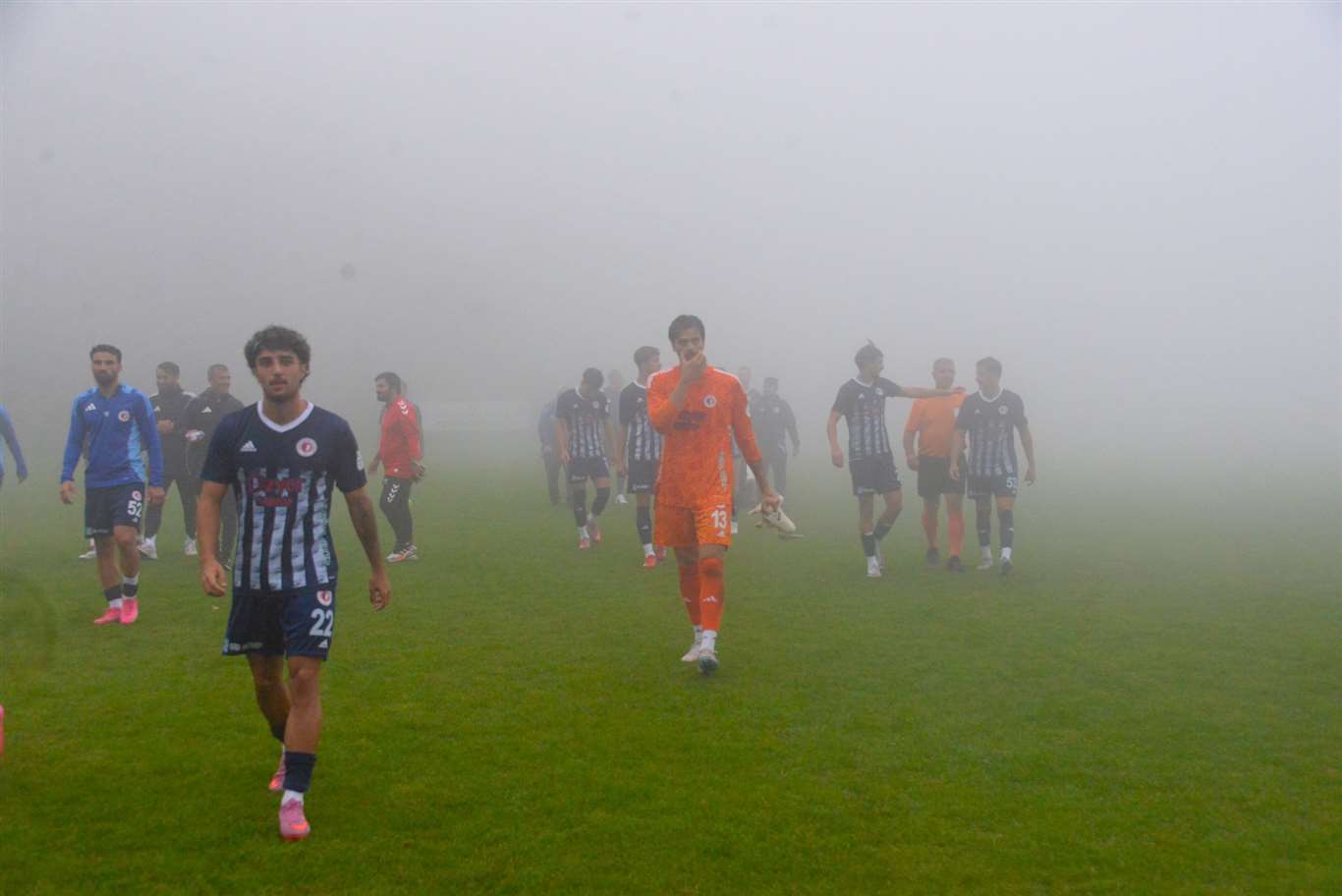 Muğlaspor ile Fethiyespor'un hazırlık maçı sise takıldı haberi