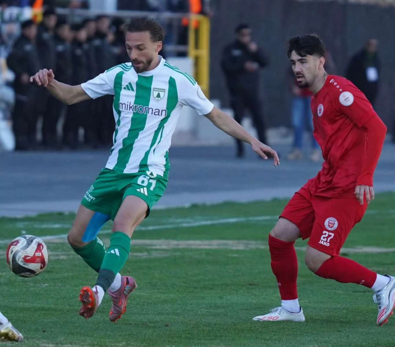 Muğlaspor evinde takıldı, liderliği Şanlıurfaspor'a bıraktı haberi