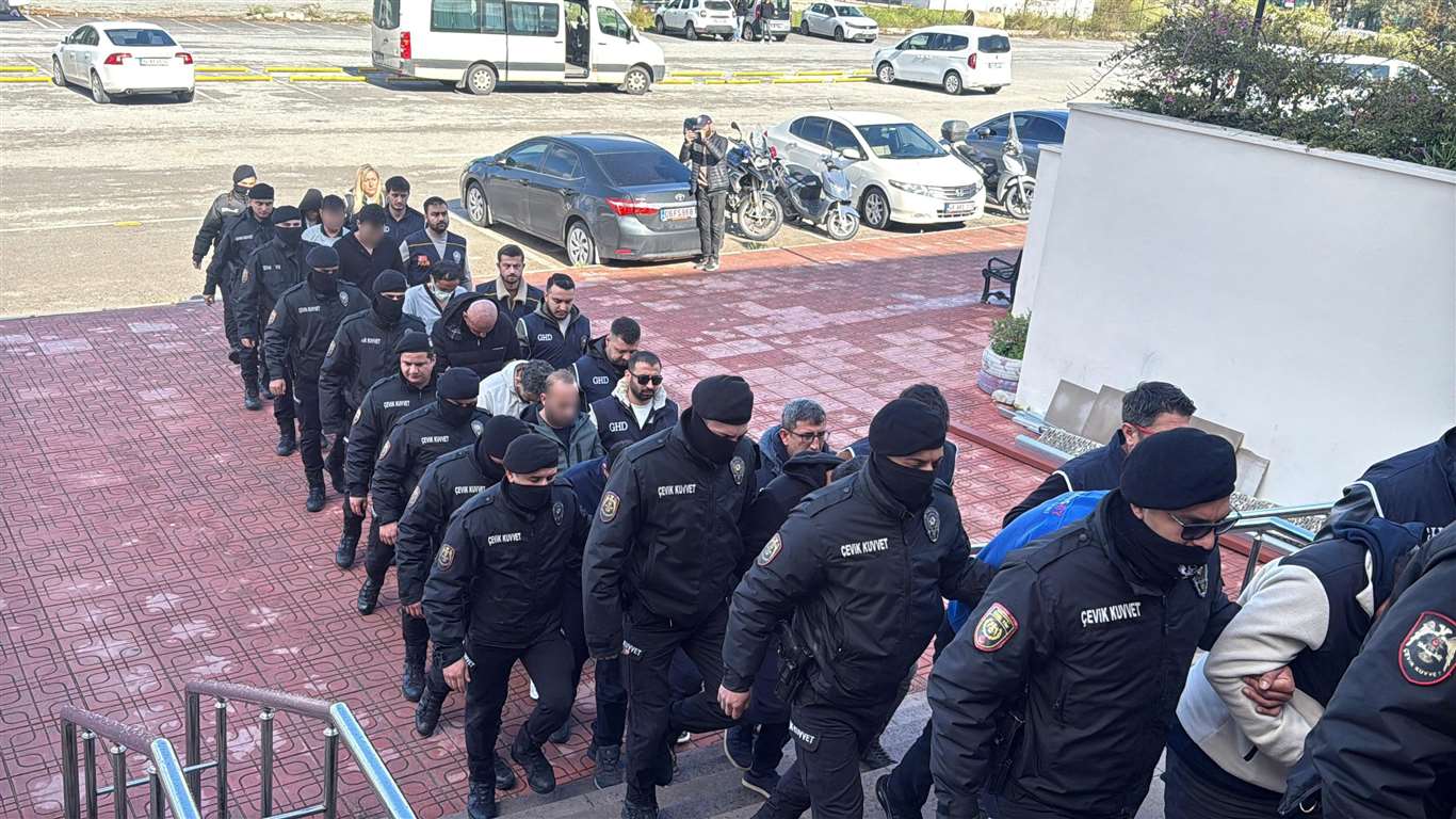       19 göçmenin öldüğü olayla ilgili 12 kişi tutuklandı haberi