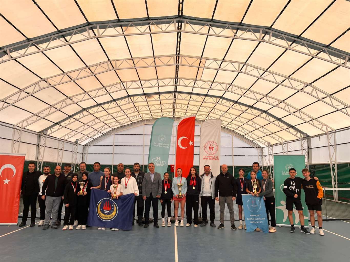 Okul Sporları Yıldız Kızlar Tenis İl Birinciliği sona erdi haberi