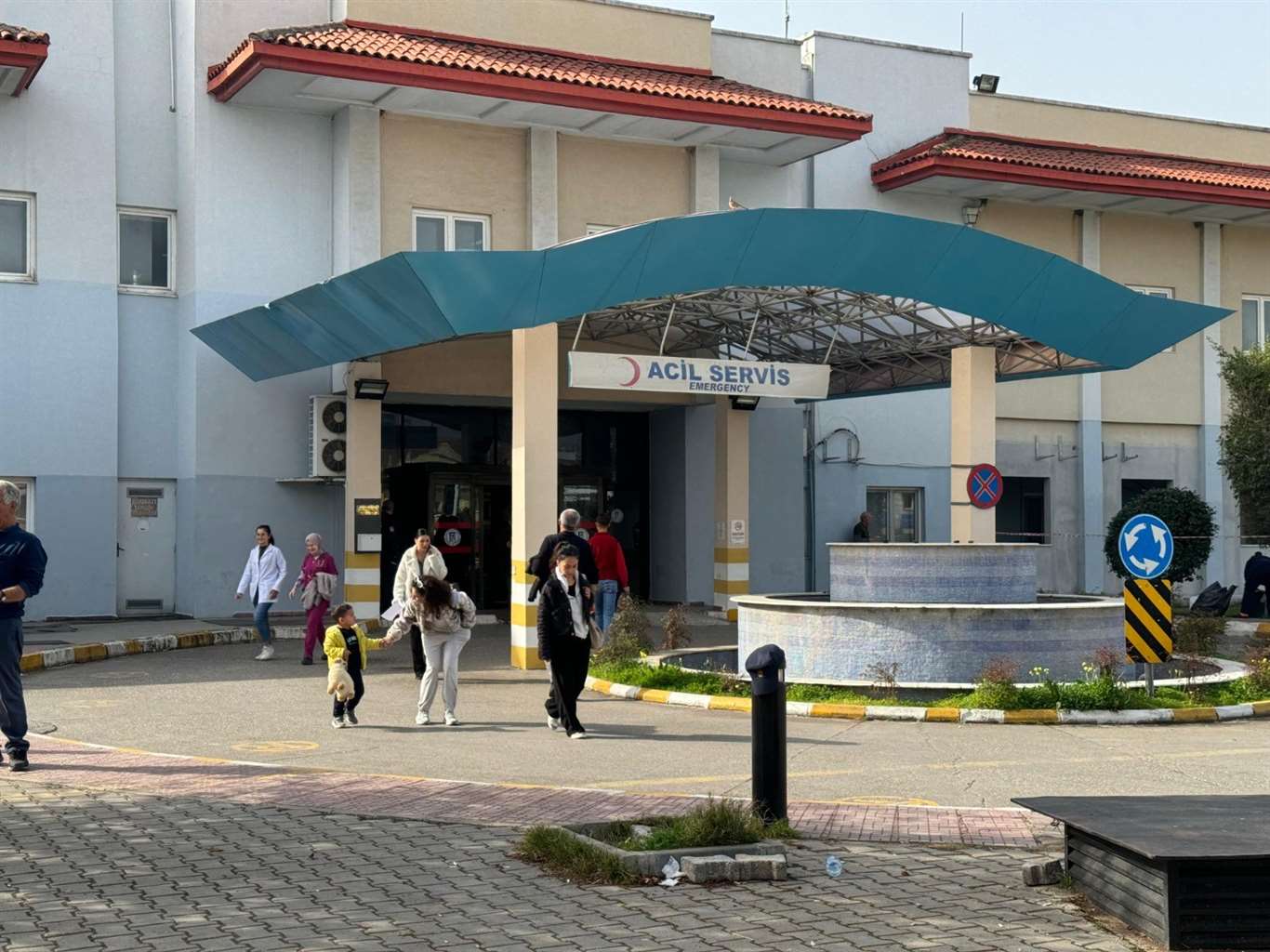    Önce yanındaki kadını, sonra kendisini vurdu haberi