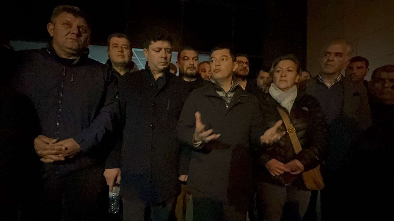 Polis, Marmaris Belediyesi'ndeki arama çalışmalarını tamamladı haberi