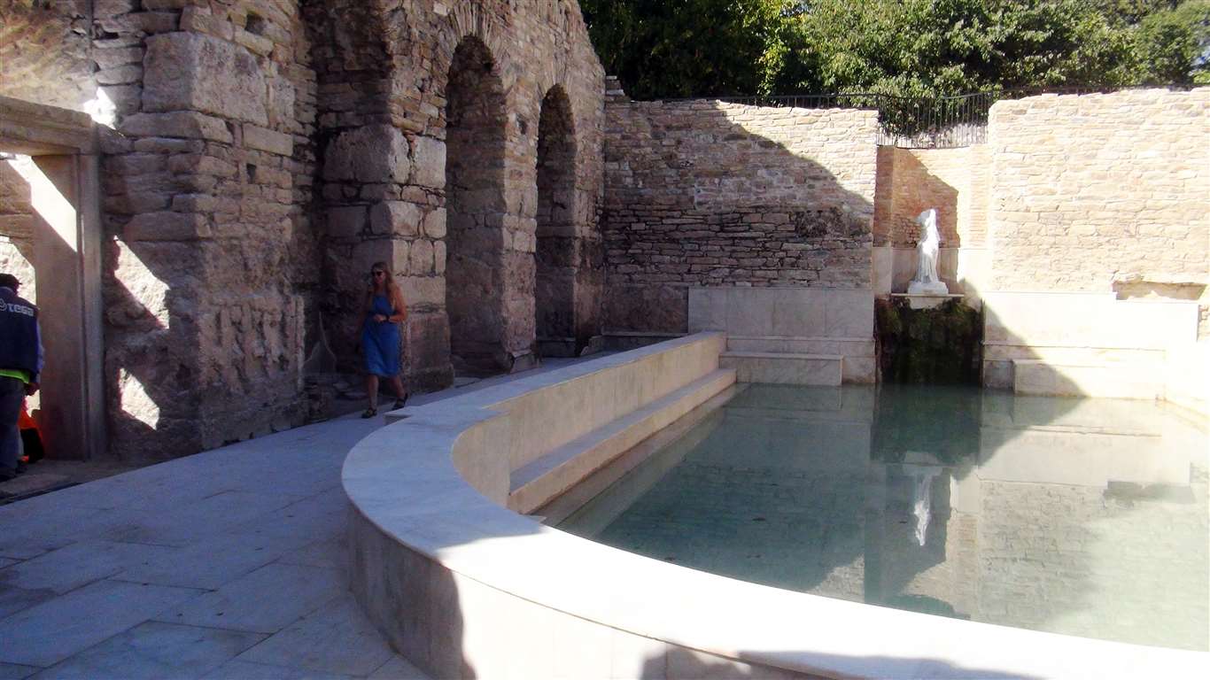 Stratonikeia'da Roma Hamamı gün yüzüne çıktı haberi
