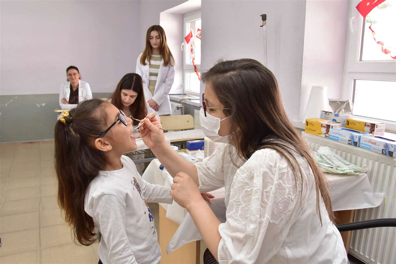       Üniversiteden köye dokunuş: Sağlık, eğitim ve sosyal destek haberi