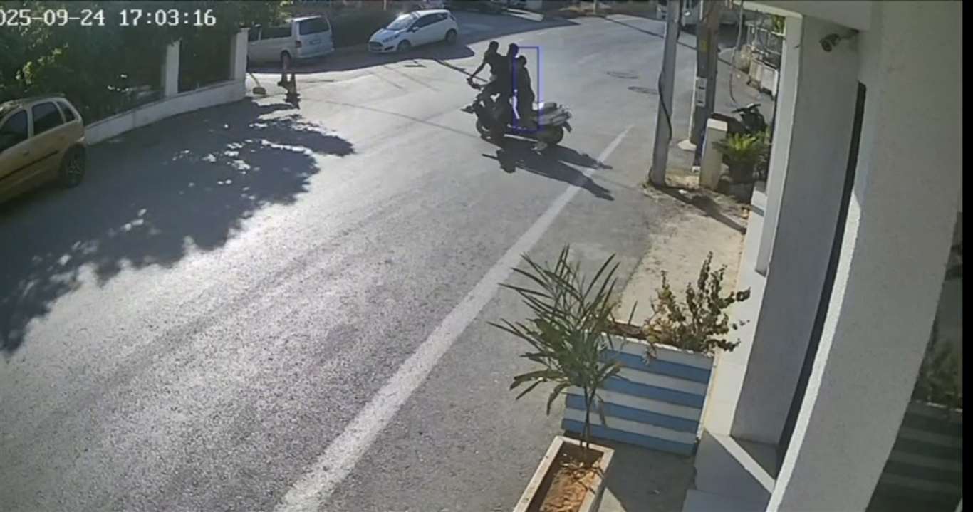 Scooter ile motosiklet çarpıştı: 3 kişi yaralandı haberi