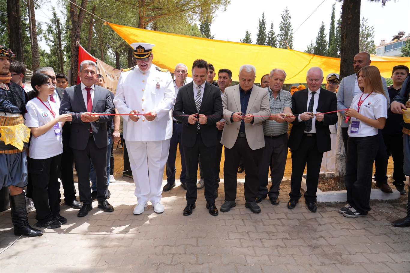    Şehit Ziya İlhan Dağdaş MTAL'de bilim rüzgarı esti haberi