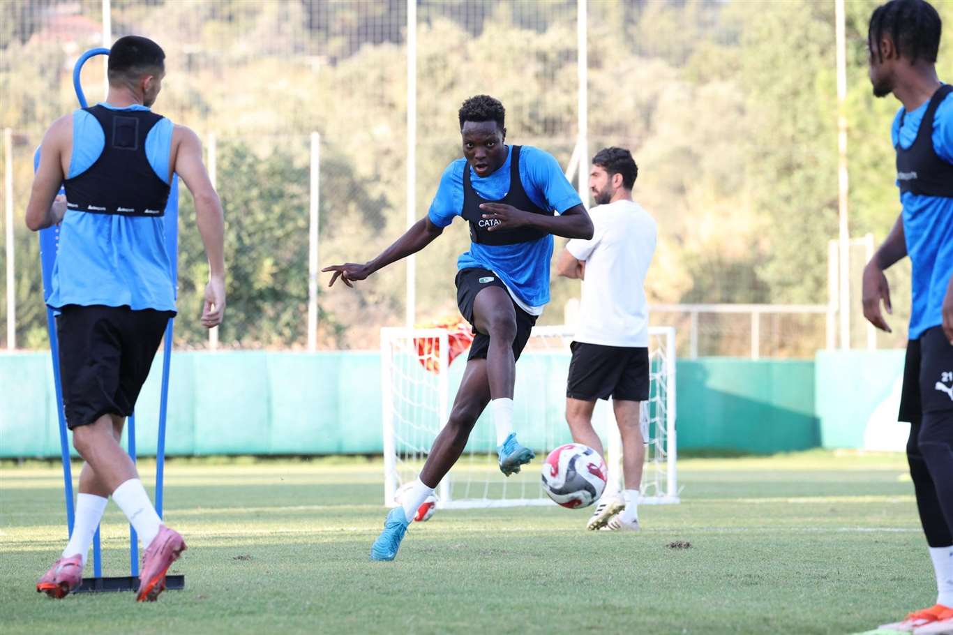    Bodrum FK, Serik deplasmanında galibiyet arıyor haberi