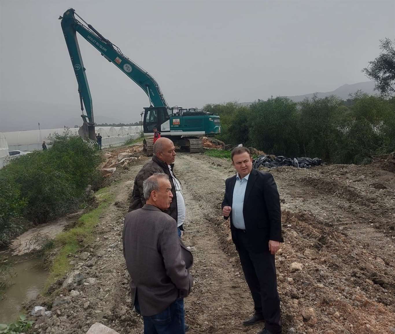 Seydikemer'de selin yaraları sarılıyor haberi