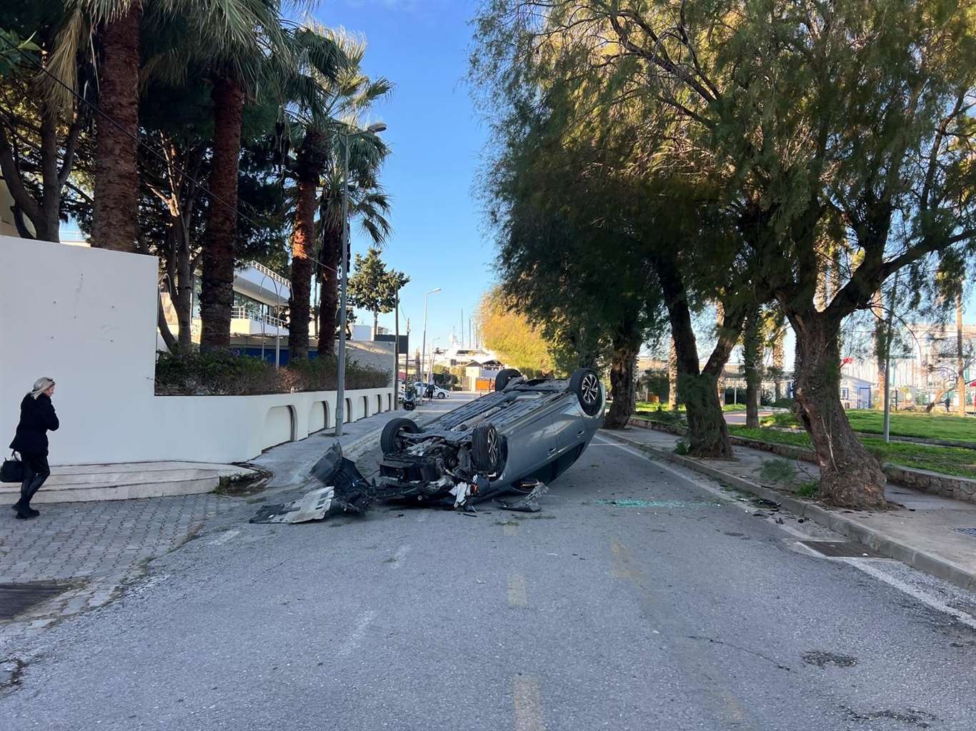    Bodrum'da otomobil takla attı: Sürücü yaralanmadan kurtuldu haberi