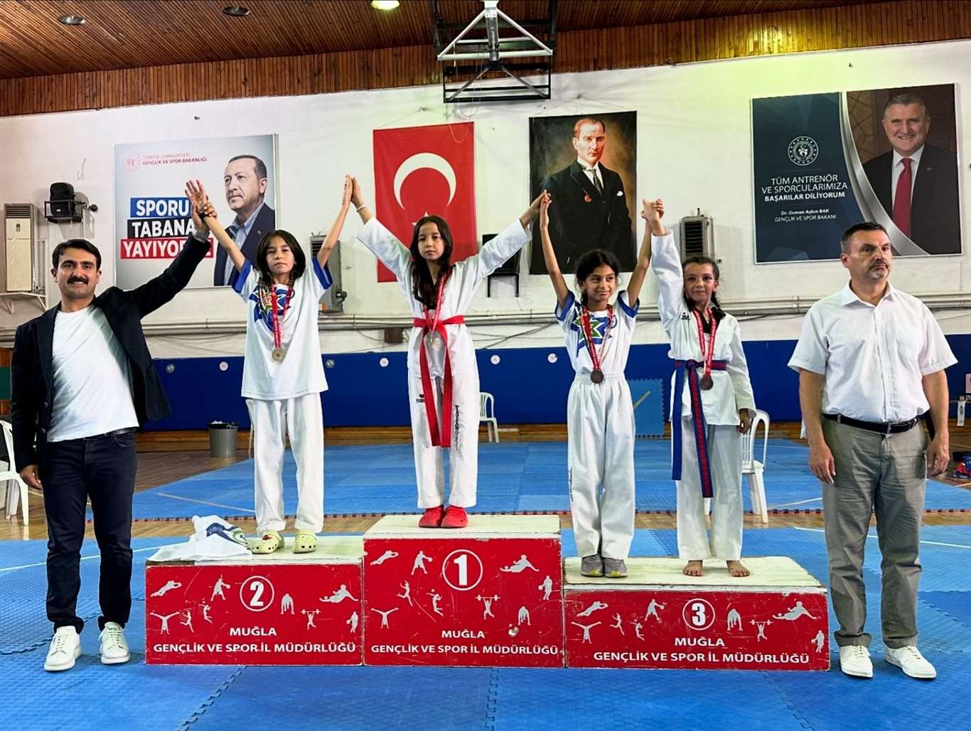       100. Yıl 29 Ekim Cumhuriyet Kupası Taekwondo Turnuvası nefes kesti haberi