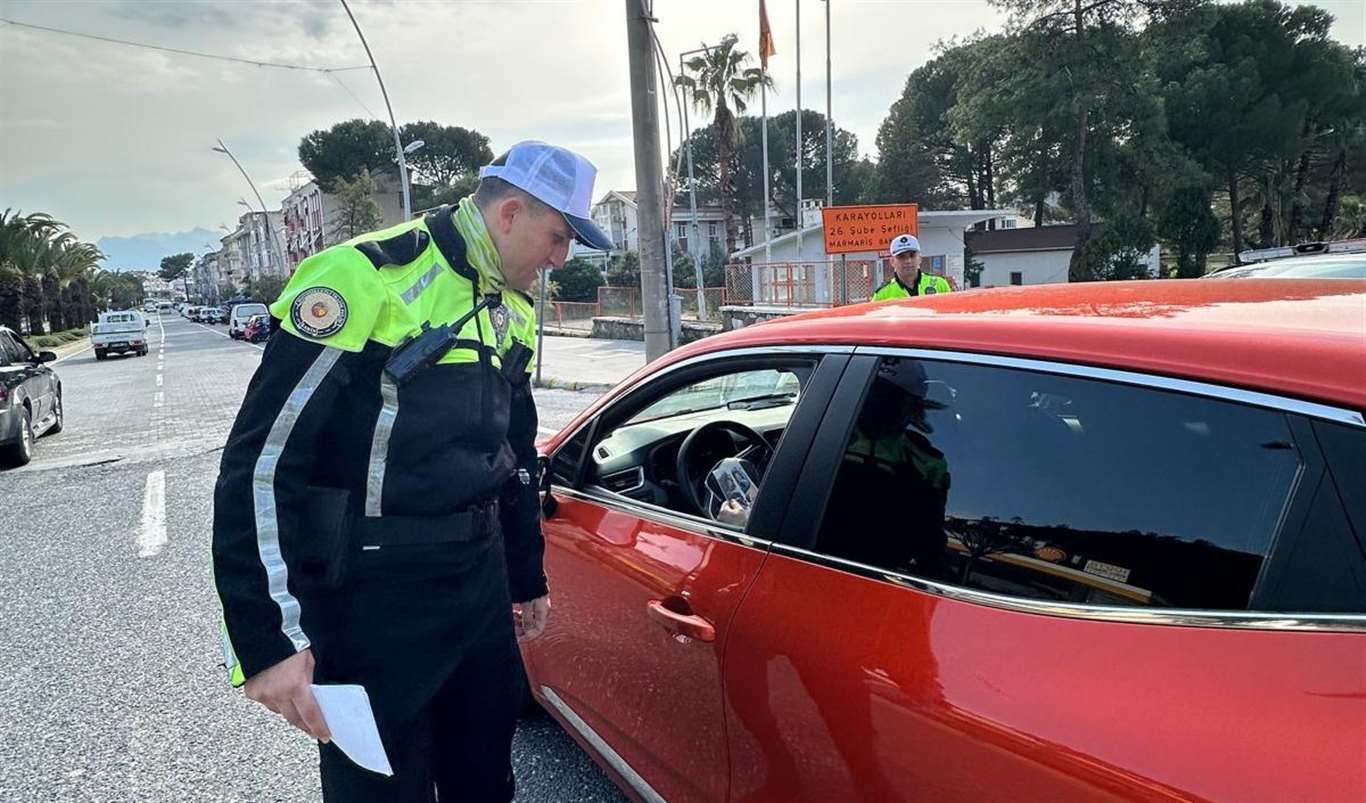    Trafik denetimlerinde 4 milyon 516 bin 461 lira ceza kesildi haberi