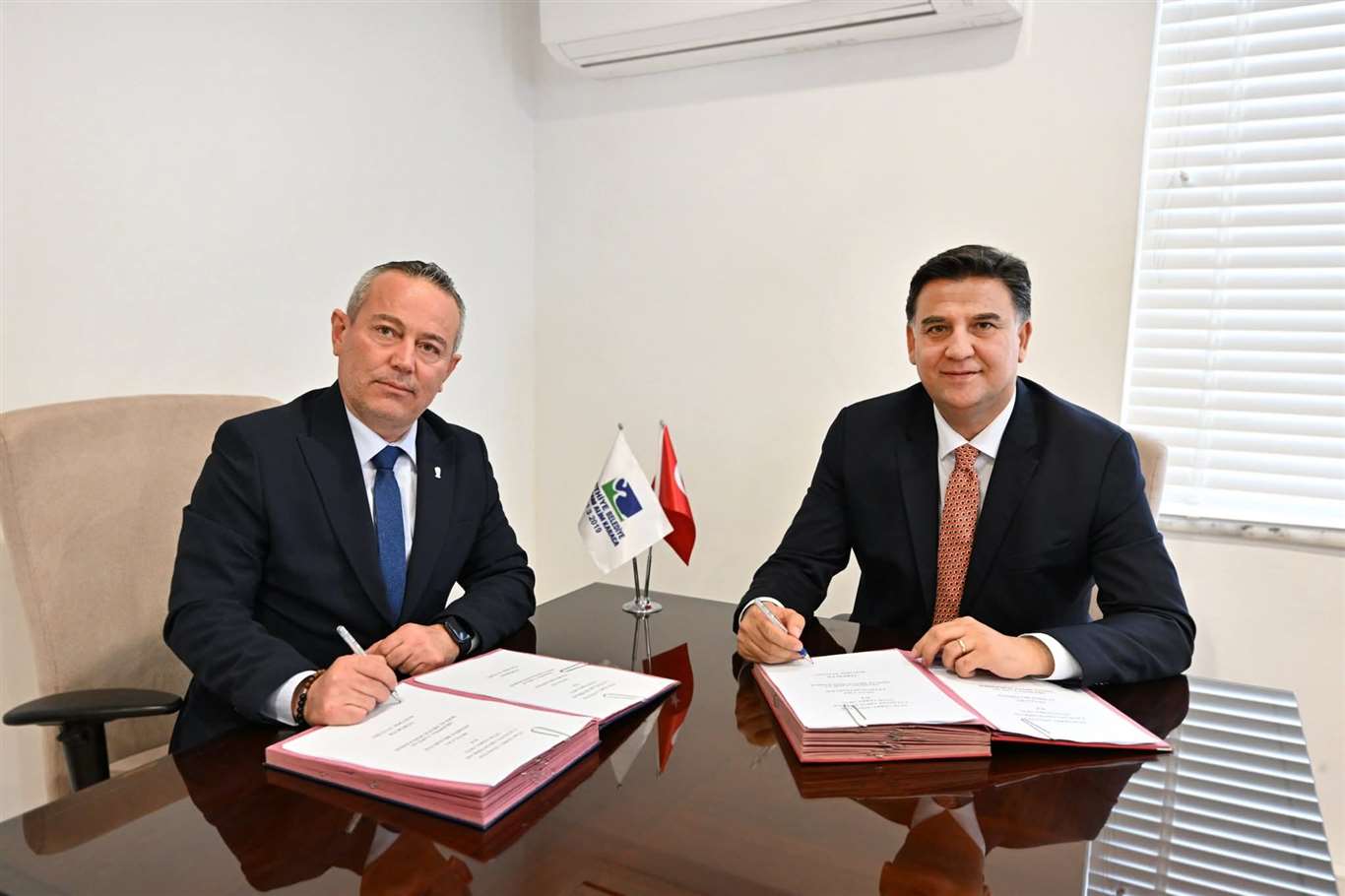 Tüm Yerel-Sen'den Fethiye Belediyesi çalışanlarına sosyal denge sözleşmesi haberi