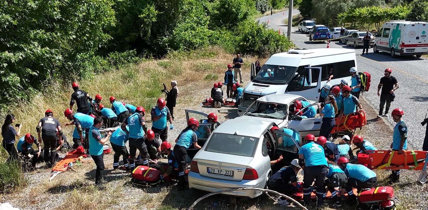 UMKE ekiplerinden kaza tatbikatı haberi