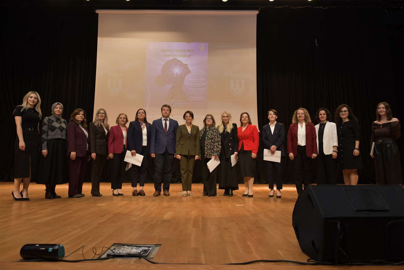MSKÜ'DE 'Kadının Eli Toplumun Gücü' sempozyumu düzenlendi haberi