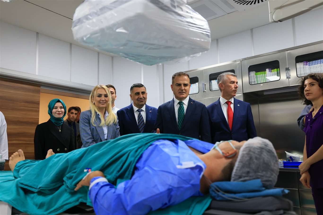    Vali Akbıyık, Bodrum Devlet Hastanesi'nde yeni Anjiyografi Ünitesi'ni inceledi haberi