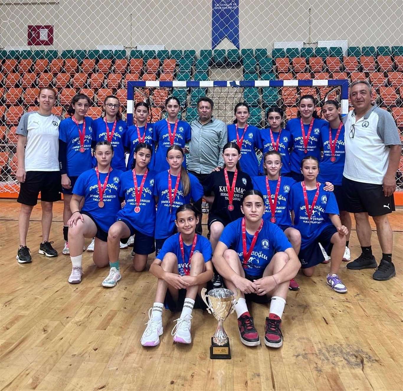 Yalıkavak Spor Minik Kızlar Takımı Türkiye ikincisi oldu haberi