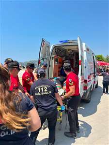  Fethiye'de yamaç paraşütü kazası: 2 kişi yaralandı haberi