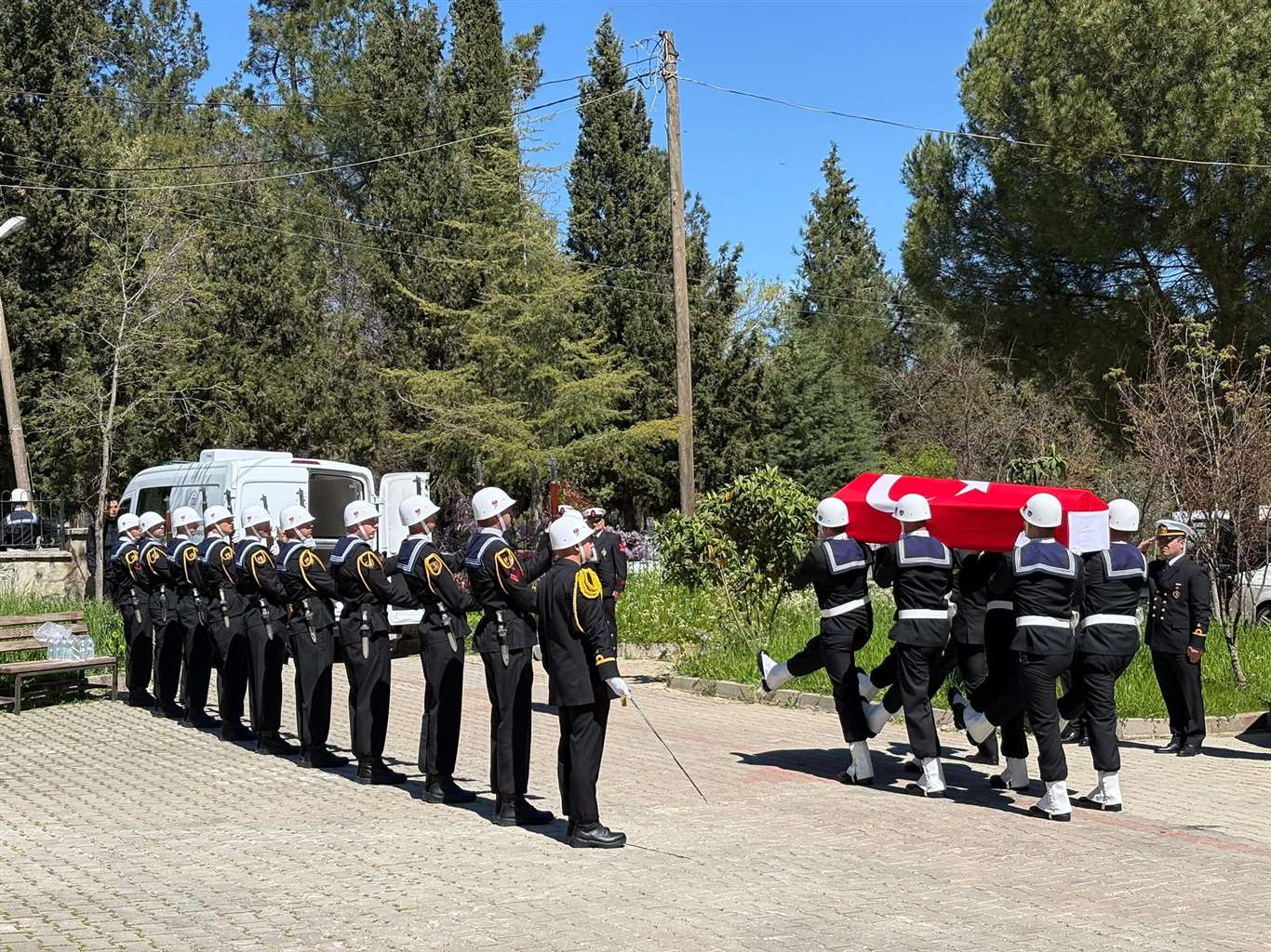 Menteşe'de yaşamını yitiren teğmen için askeri tören düzenlendi haberi