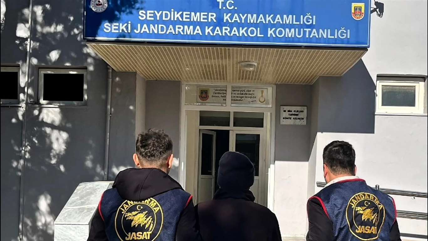        Muğla'da çeşitli suçlardan aranan 20 şahıs tutuklandı haberi