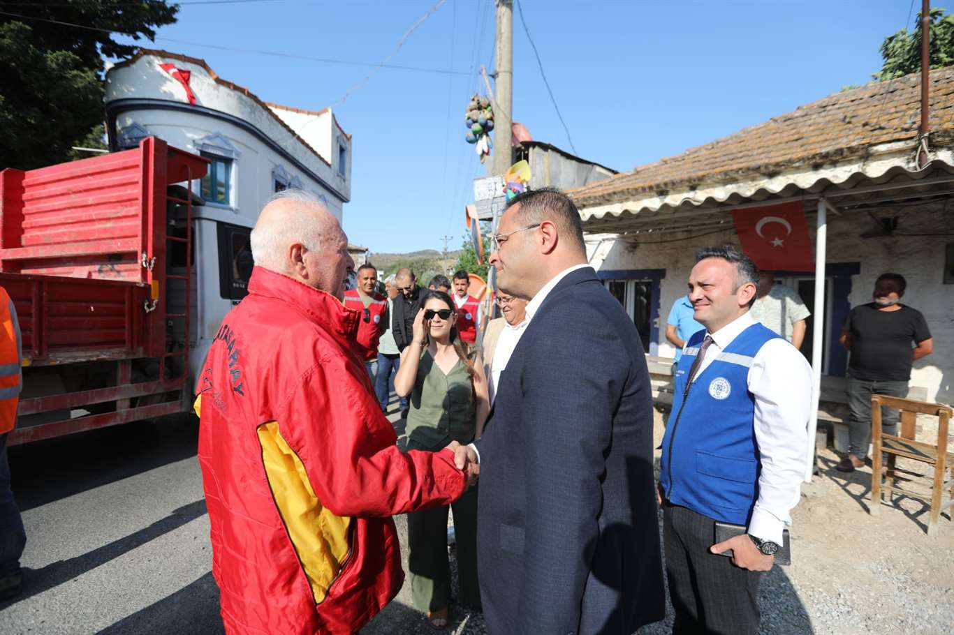       Muğla Büyükşehir Belediyesi'nden Milas'a 80 milyonluk yol yatırımı haberi